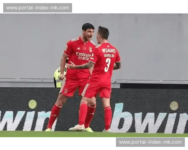 凯拉特客场惜败阿森纳，乌拉兹巴赫京换人调整显效